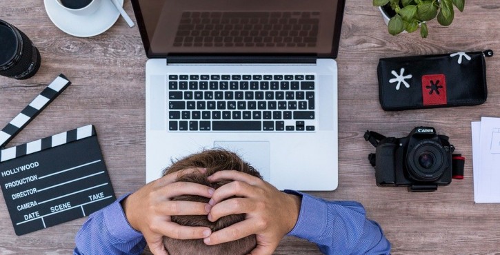 Démissionner d’un CDD : une décision définitive ?