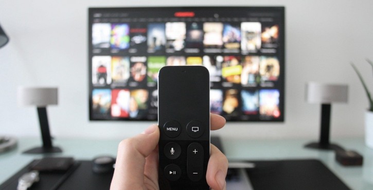 Pourquoi les IPTV sont illégales ? Quels sont les risques ?