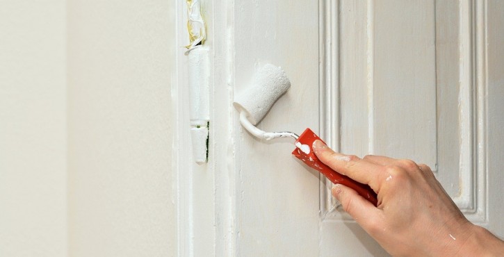 Les travaux que le locataire peut réaliser dans le cadre d’un bail d’habitation : peinture, transformations, aménagements…