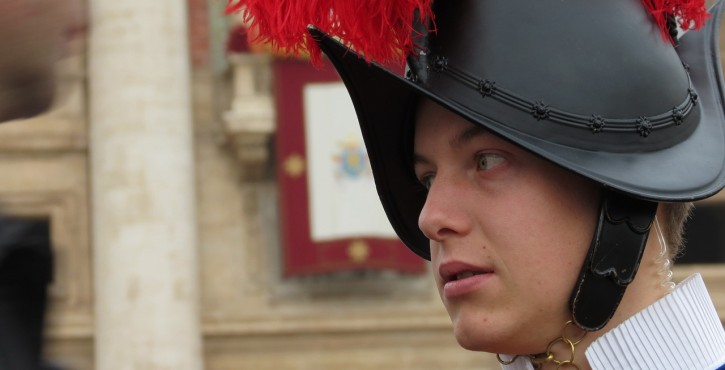 La querelle des investitures au Moyen-Âge : relations entre le Pape et l'Empire