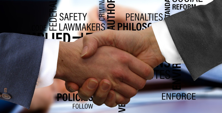 Contrat synallagmatique : définition et distinction avec le contrat unilatéral