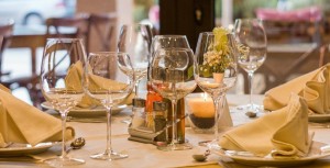 RESTAURATEURS : Chose prédite, chose due !
