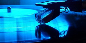 DROIT DE LA MUSIQUE: LA NÉGOCIATION DU SAMPLE