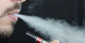 Cigarette électronique : interdiction dans les lieux publics