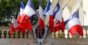 Coup d'oeil sur quelques écoles du service public français : Instituts...