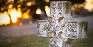 Obsèques : qu’est-ce qu’une réduction de corps ? Un Avocat vous répond