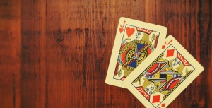Comment les casinos en ligne autorisés en Belgique contrastent avec le marché non réglementé en France ?