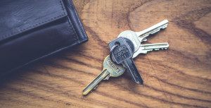 Un propriétaire peut-il garder un double des clés du logement de son locataire ?