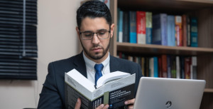 La révision de la Constitution [Dissertation]