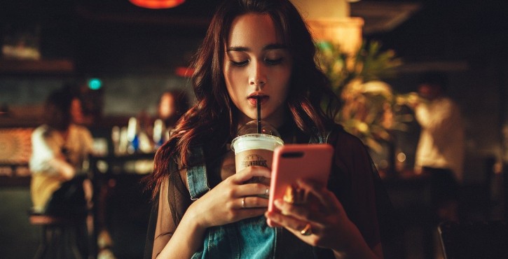 Devoir rester joignable par l'entreprise : C'est une astreinte !