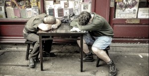 TEMPS DE PAUSE : Le salarié est-il payé ? L’employeur peut-il le déranger ? 