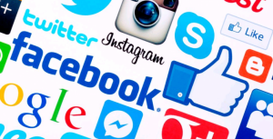L’entrepreneuriat à l’ère numérique : est-il légal d’user des photos prises sur les réseaux sociaux pour la publicité de sa boutique en ligne ?
