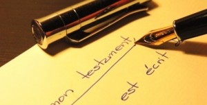 Faire authentifier un testament olographe. 