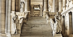 Liberté fondamentale du salarié de témoigner en justice et nullité du licenciement