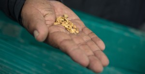 ANALYSE SUR LES INFRACTIONS DE VOL ET DE RECEL DES SUBSTANCES MINERALES MISES A CHARGE DE LA SOCIETE XIANG JIANG MINING SARL