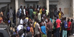 La lenteur des banques dans la livraison des services aux clients, du mal en pis en RDC !