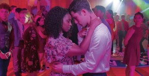 Quand danser le slow devient un harcèlement sexuel ? Décryptage d’une zone grise en Droit 