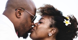 Échange du baiser lors de la célébration du mariage.  Tradition et portée en droit congolais de la famille