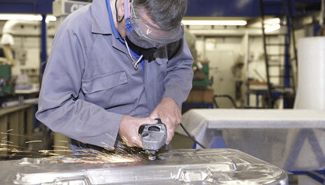 Aspect physique des salariés : quelles sont les limites ?